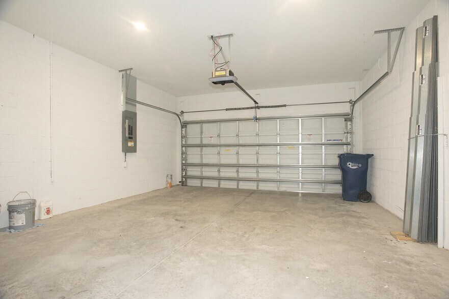 Building Photo - 3006 Duomo Ct