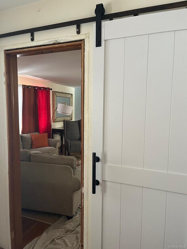 Building Photo - 178 Barnes Rd