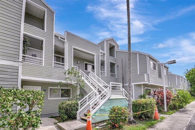 Building Photo - 3453 NW 44th St
