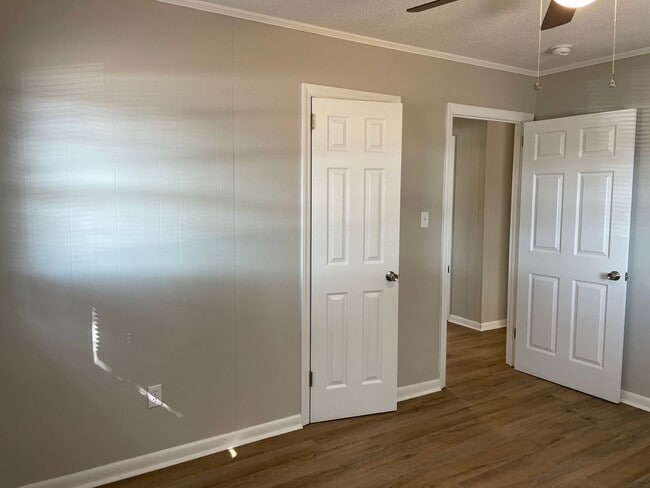 Building Photo - Two Bedroom Duplex in Lincolnton