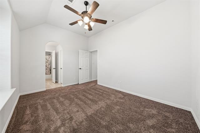 Building Photo - 12995 Llano Ave
