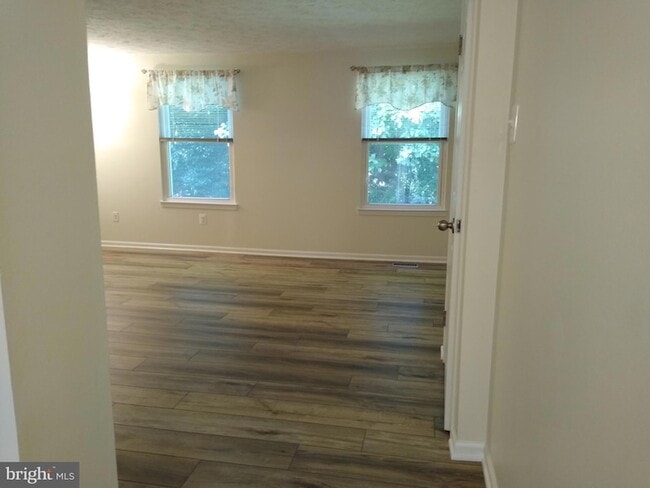 Building Photo - 11013 Barton Hill Ct