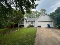 Building Photo - Wonderful Bogart Home in Pleasant Pines!