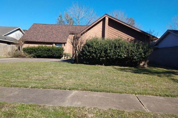 Building Photo - 15610 Stoney Fork Dr