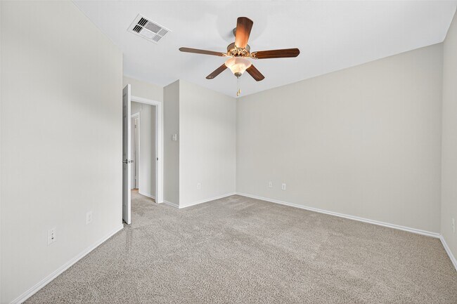 Building Photo - 24670 Folkstone Cir