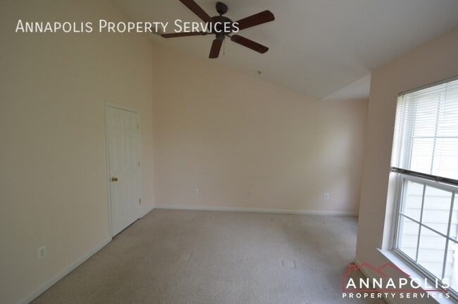 Building Photo - 66 Harbour Heights Dr