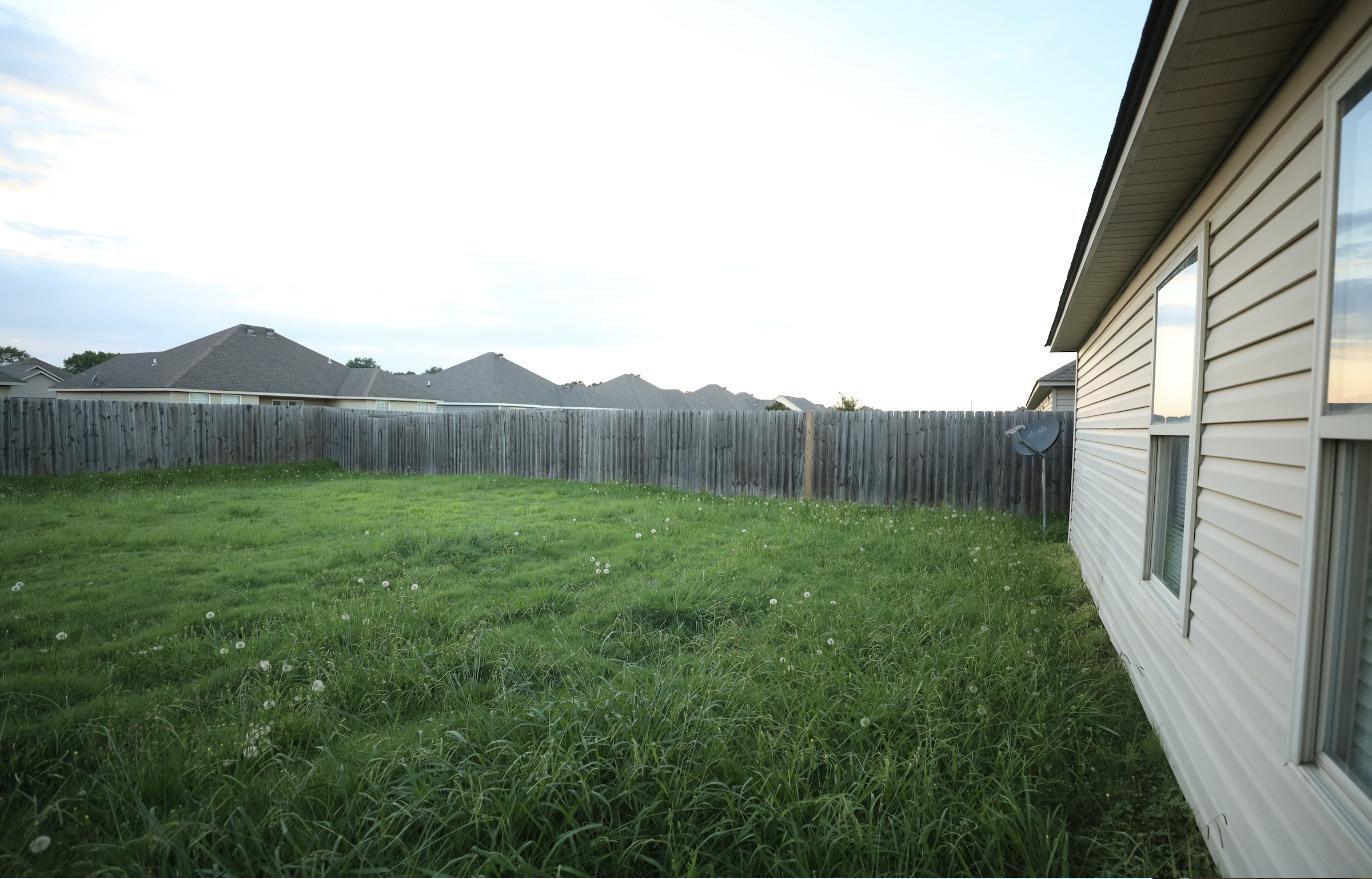Building Photo - 3809 Remington Dr