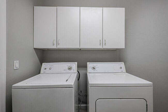 Building Photo - COMING SOON! Location! Fully remodelled 4Bed/3Bath Home in Chandler, with pool