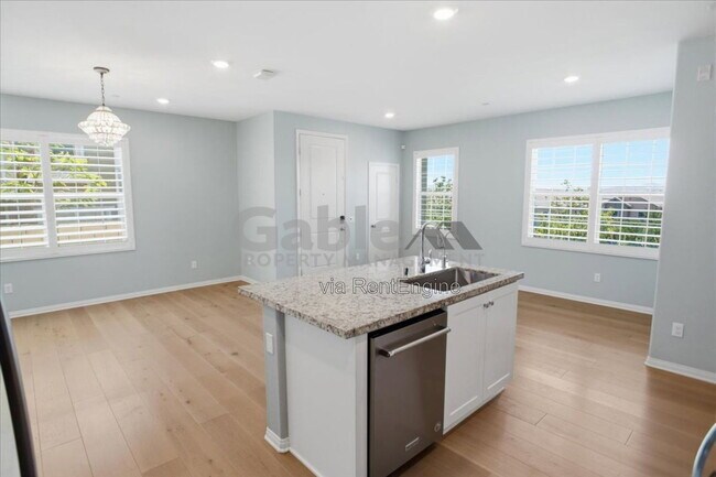 Building Photo - 26425 Choral Ln