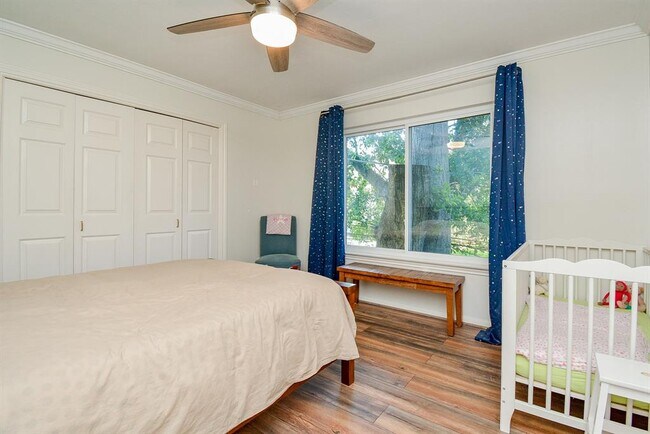 Building Photo - 2600 Nantucket Dr