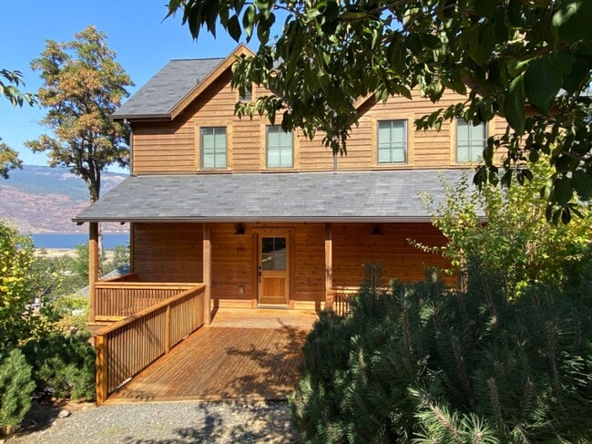 Primary Photo - Perfection in Mosier