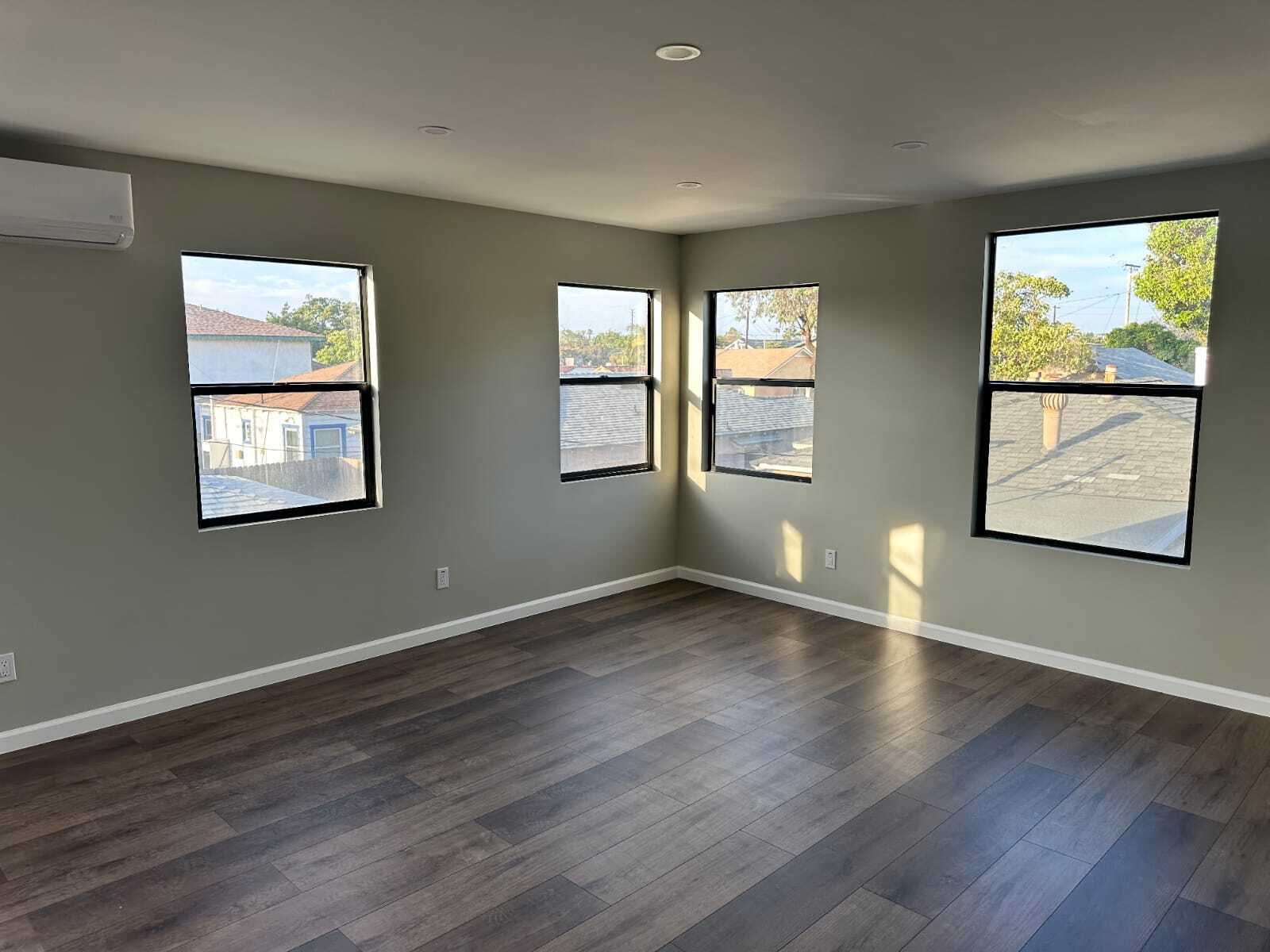 Building Photo - 5551 Lemon Ave
