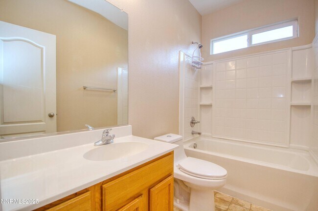 Building Photo - 495 Cortono Dr