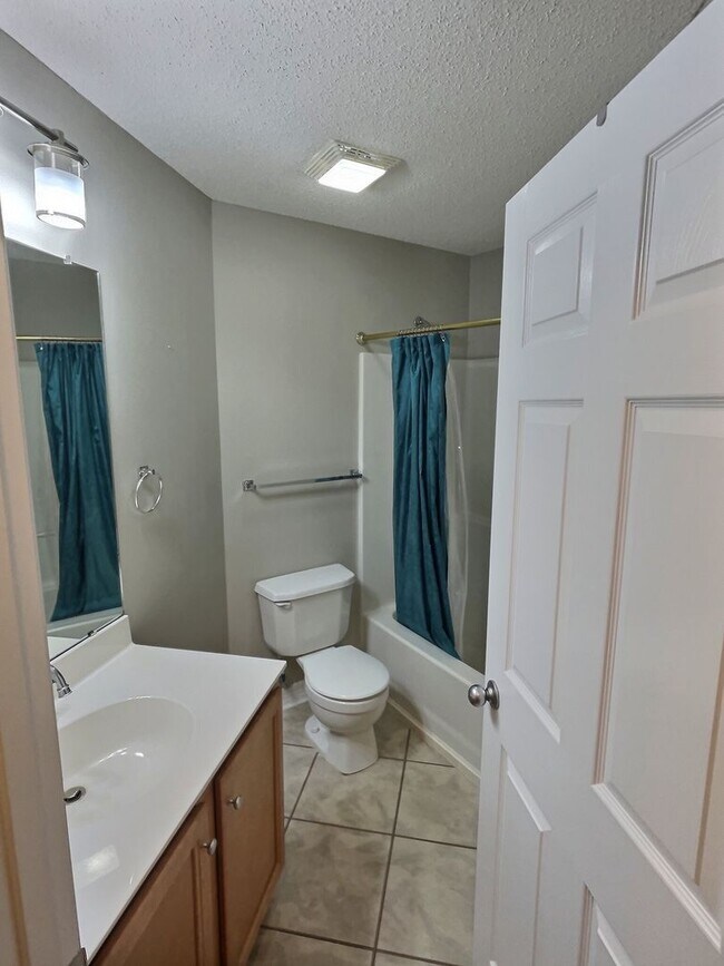 Building Photo - 4-BD, 3-BA Brick Home North of I10 in Biloxi's Shadow Creek Subdivision