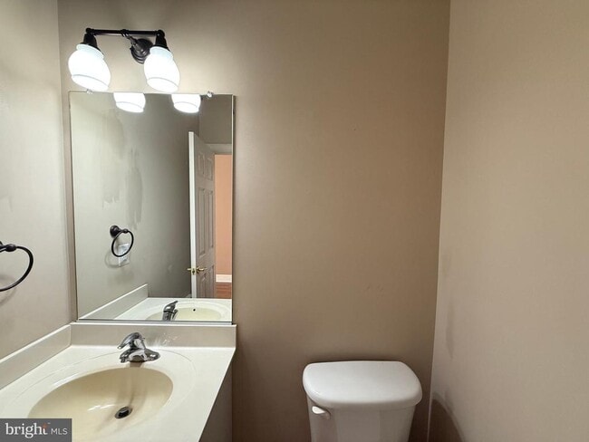 Building Photo - 6866 Witton Cir