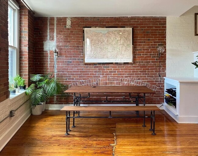 Building Photo - Beautiful 1-Bedroom Apartment in the Heart of Northern Liberties! Available mid-June!