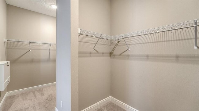 Building Photo - 16905 Sweetwater Village Dr