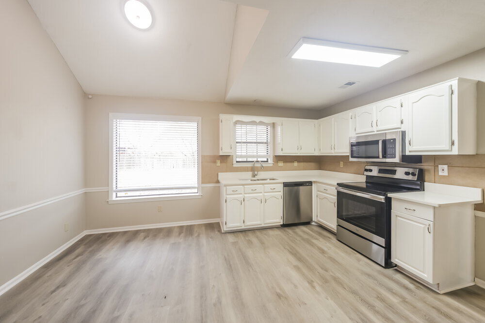 Building Photo - 6741 Plumblee Cove E