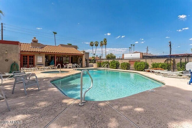 Building Photo - 2935 N 68th St