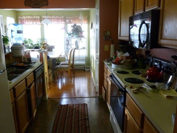 Building Photo - 5610 Avonshire Pl