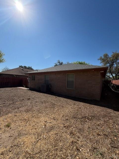 Building Photo - 18 Mynah Ave