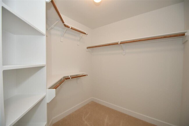 Building Photo - 11607 Main Ash Dr