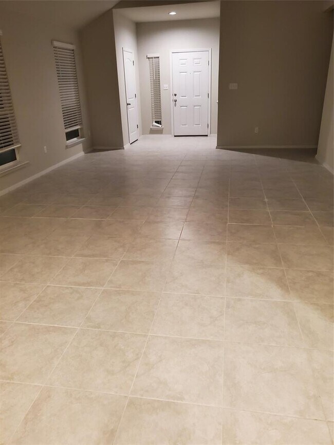 Building Photo - 129 Bright Flora Ln