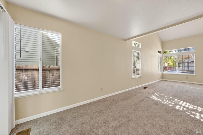 Building Photo - 206 Bridgewater Cir