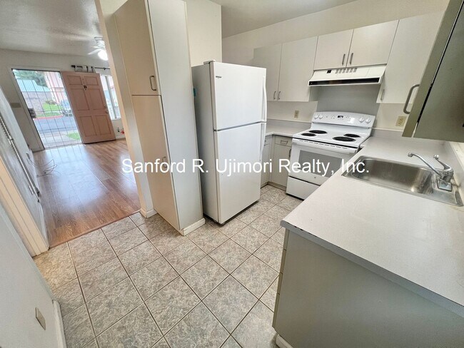 Building Photo - kama19b