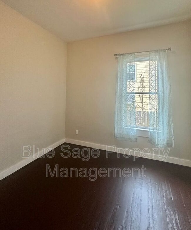 Building Photo - 1226 Tremont St