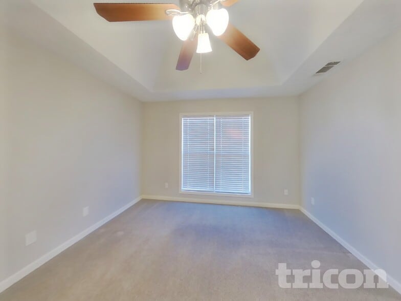 Building Photo - 125 Shenandoah Dr