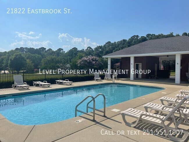 Building Photo - 21822 Eastbrook St