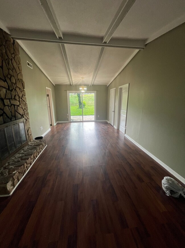 Building Photo - 3952 Tanglebush Ln NW