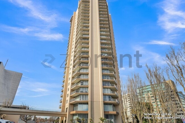 Building Photo - 1200 Gough St