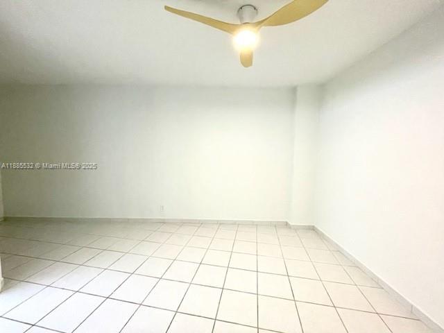 Building Photo - 3725 S Ocean Dr