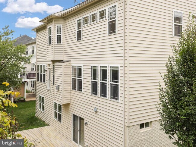 Building Photo - 8500 Indian Paintbrush Way