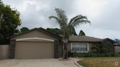 Building Photo - 2321 Mantilla Ave SE