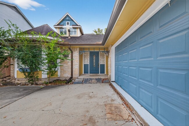 Building Photo - 12811 Ashford Meadow Dr