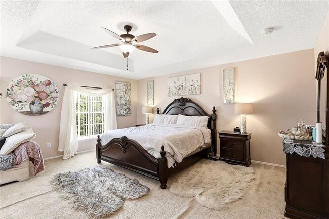 Building Photo - 824 Lake Biscayne Way