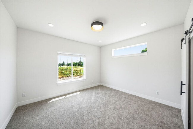 Building Photo - 485 E River Rd