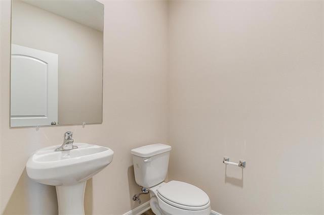 Building Photo - 1025 McDonald Dr