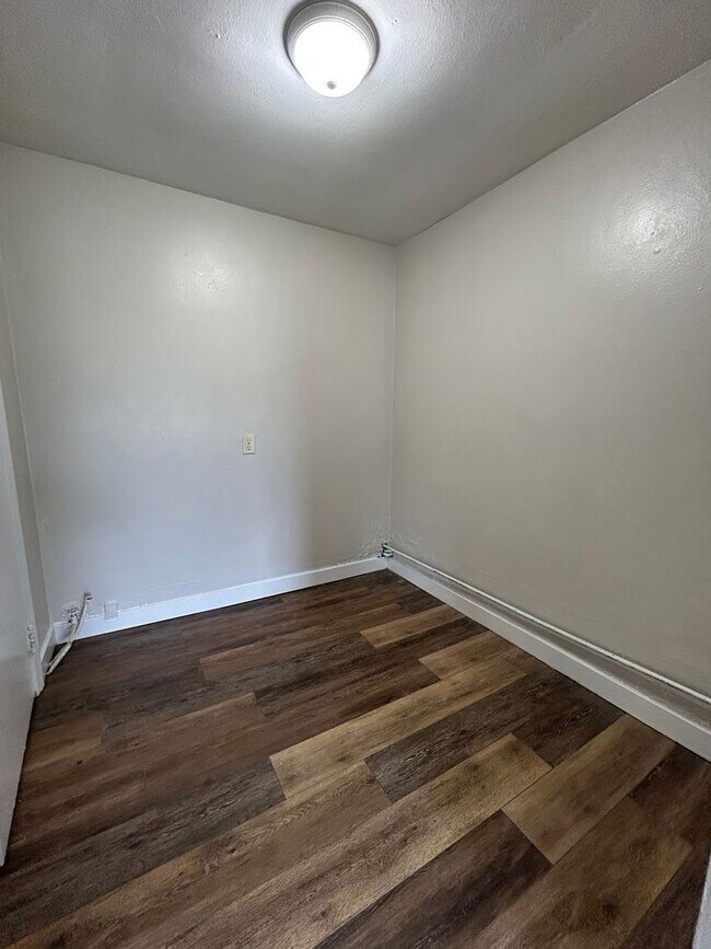 Building Photo - 2831-2839 Gull Rd - UNIT 2833