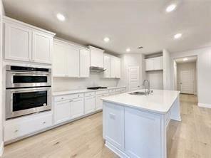 Building Photo - 2021 Meliana Dr