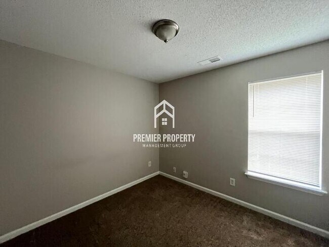 Building Photo - 7071 Anisetree Dr
