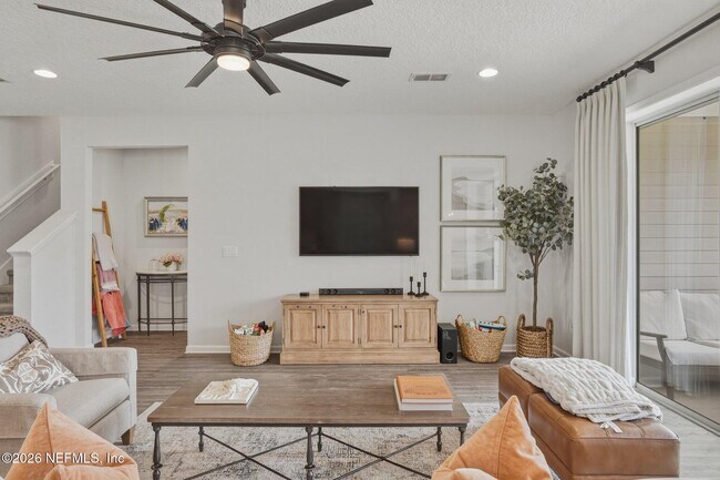 Building Photo - 85457 Amaryllis Ct