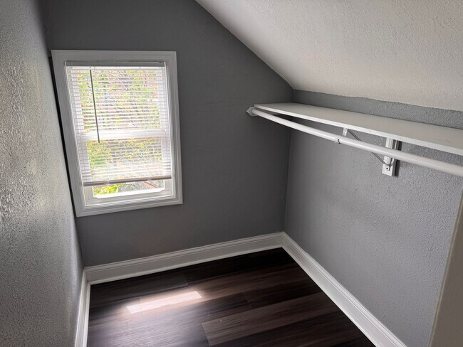 Building Photo - 3636 The Paseo