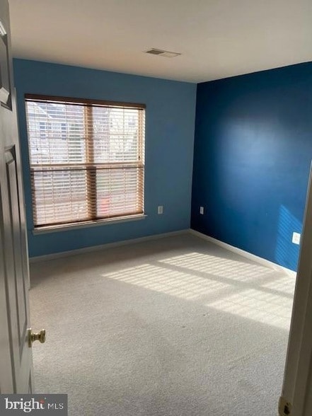 Building Photo - 48 Battlefield Dr