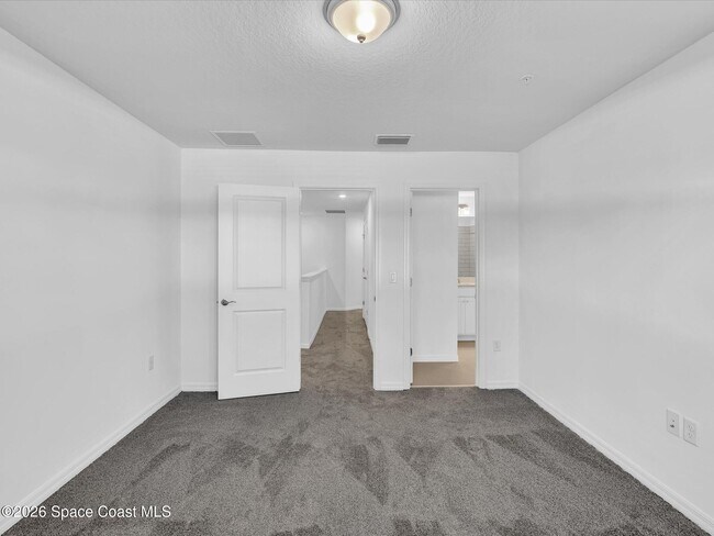 Building Photo - 4444 Jetty Ln