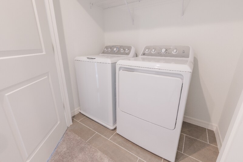 Building Photo - 3328 Thicket St