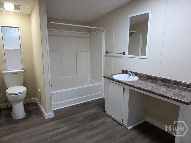 Building Photo - 311 Mockingbird Dr